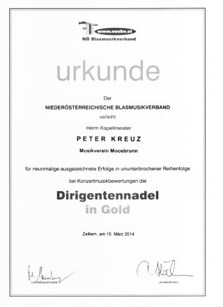 Dirigentennadel in Gold für Kapellmeister Peter Kreuz